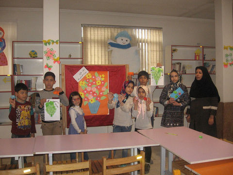 ویژه‌برنامه‌های بزرگداشت روز زن و ماقام مادر در مراکز کانون آذربایجان شرقی