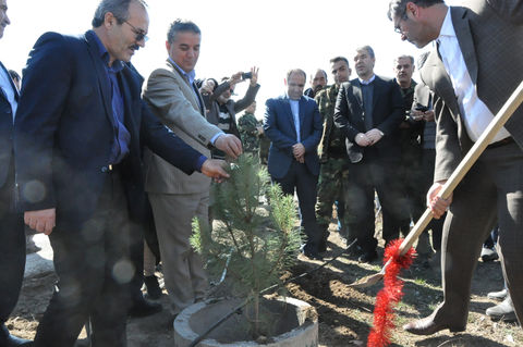حضور اعضا و کارکنان کانون استان اردبیل در مراسم روز درختکاری