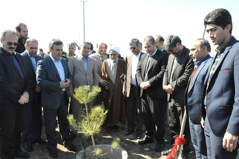 حضور اعضا و کارکنان کانون استان اردبیل در مراسم روز درختکاری