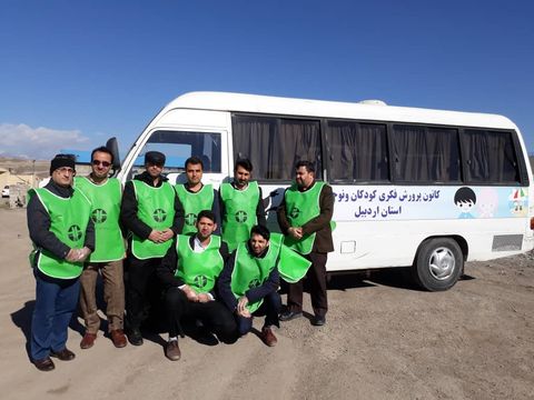 مشارکت اداره کل کانون استان اردبیل در پاک‌سازی ورودی شهرها و محورهای مواصلاتی