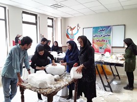 ساخت عروسک‌های نمایش در انجمن هنرهای نمایشی کانون استان کرمانشاه