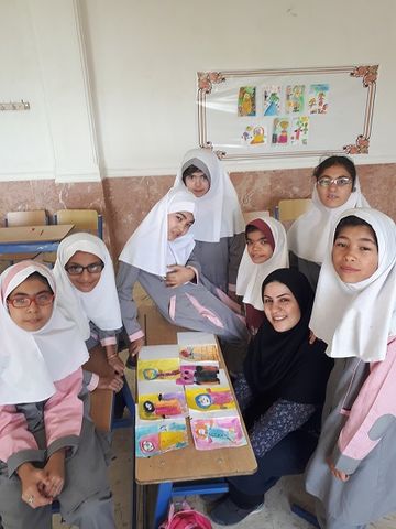 نکوداشت هفته معلم در مراکز فرهنگی‌هنری ثابت و فراگیر کانون گلستان