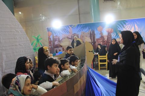 فعالیت کانون در نمایشگاه قرآن در قاب دوربین