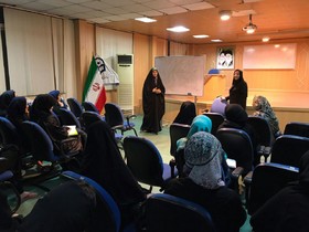 کارگاه آموزش قصه‌گویی ویژه دانشجویان تربیت معلم در قائمشهر برگزار شد