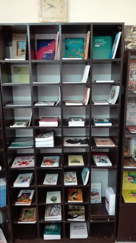 راه‌اندازی کتابخانه دبستان توحید شهر ابوحمیظه در قالب طرح امداد فرهنگی کانون