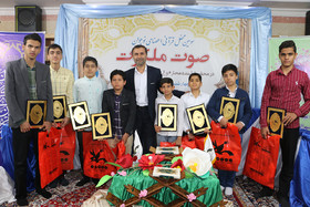 گزارش تصویری از سومین محفل قرآنی اعضای پسر نوجوان کانون پرورش فکری استان سمنان
