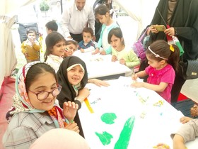 ایستگاه نقاشی وحضور گرم کودکان و نوجوانان زنجانی در  روز قدس