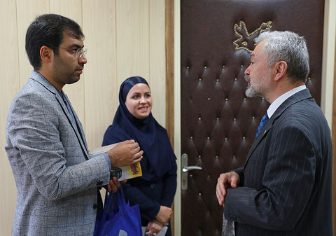 دیدار سفیر اسلواکی با مدیرکل روابط عمومی و امور بین‌الملل کانون