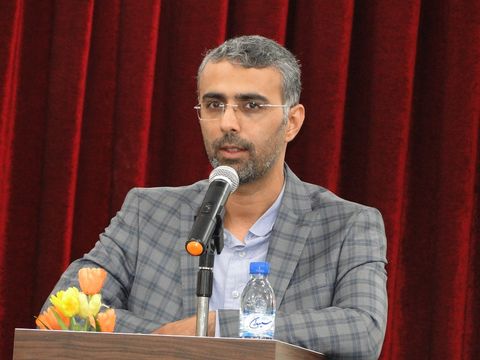 گردهمایی کارکنان و مدرسان کانون زبان اصفهان