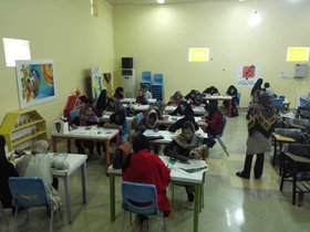 برگزاری کارگاه آموزش نقاشی روی پارچه در مرکز فرهنگی هنری کانون شماره ۴ بندرعباس
