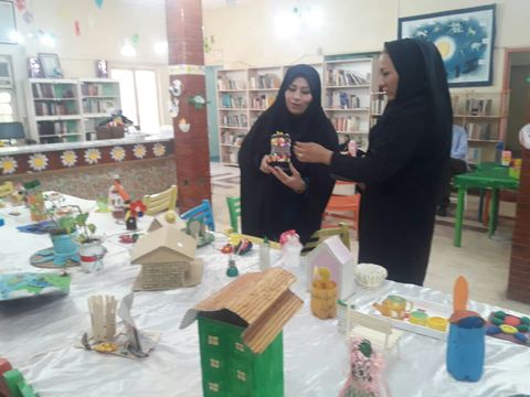 جشنواره‌ی دست سازه‌های کودکان و نوجوانان با مواد دورریختنی در کانون شماره 2 شوشتر