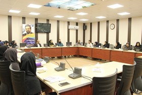 کارگاه آموزش طنز در کانون پرورش فکری سیستان و بلوچستان در حال برگزاری است