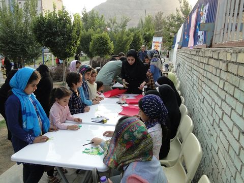 برنامه ی «پویش فصل گرم کتاب » کانون اصفهان