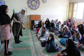 برگزاری کارگاه قصه‌گویی مربیان کانون تهران برای فرزندان کارکنان ناجا