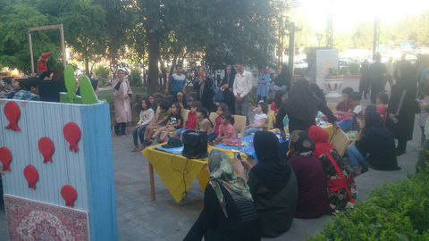 پویش فصل گرم کتاب در پارک ائل‌گلی تبریز