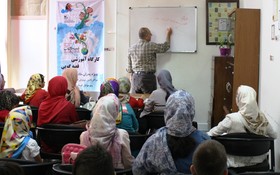  کارگاه‌های آموزشی قصه گویی برای اعضای مراکز فرهنگی و هنری کانون استان قزوین