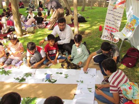 فصل گرم کتاب در مراکز کانون کردستان