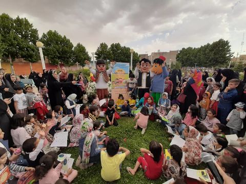 طرح پویش فصل گرم کتاب در مرکز فرهنگی هنری قیدار