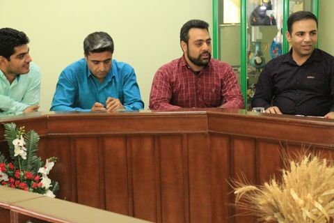 جلسه مربیان مسوول کتابخانه های سیار روستایی/ کانون فارس