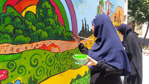 اعضای کانون لرستان  بر روی دیوار«نقاشی خیابانی» کشیدند