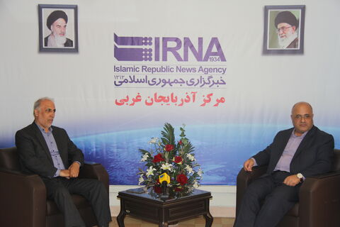 حضور مدیرکل کانون استان در دفتر خبرگزاری‌ها و نشریات استانی به مناسبت روز خبرنگار