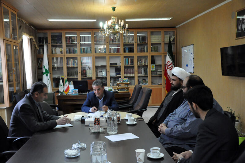 دیدار معاون فرهنگی ستاد نماز جمعه با مدیرکل کانون استان اردبیل