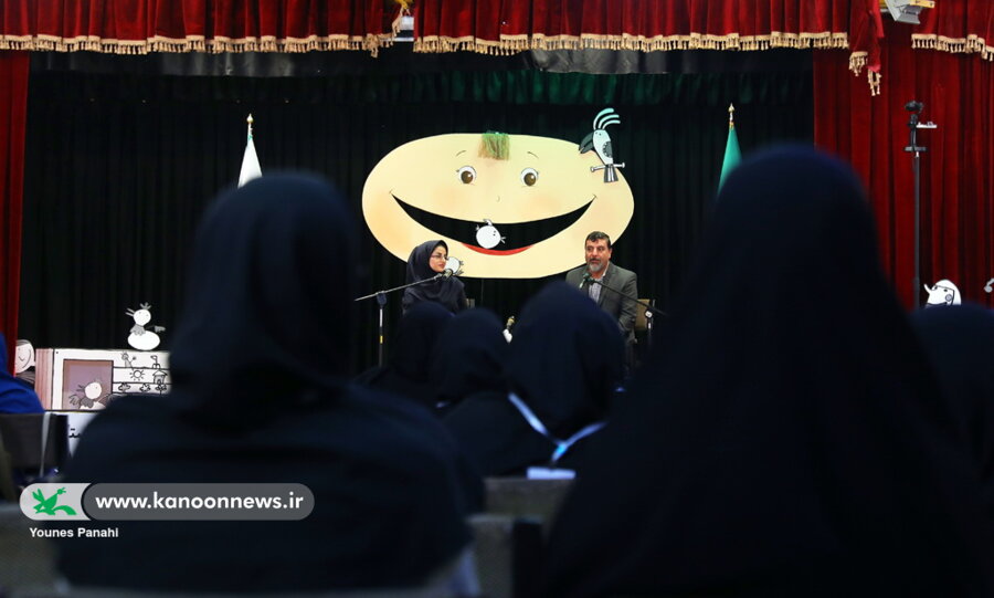 محمد جواد جزینی نویسنده نقد ادبی، تابانیدن چراغ به متن اثر است