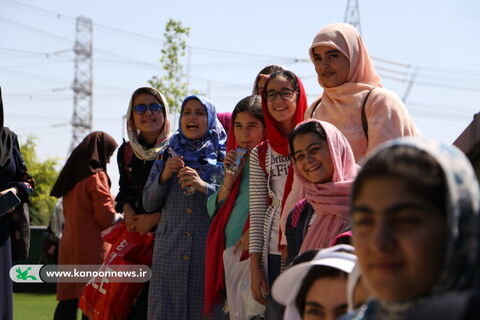 اردوی اعضای دختر کانون تهران در پارک انرژی ـ نیروگاه رودشور/ عکس از الهه علیرضالو