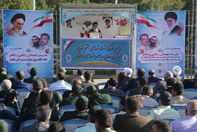 حضور مدیرکل و جمعی از کارکنان کانون استان در مزار شهدا به مناسبت بزرگداشت هفته دولت.