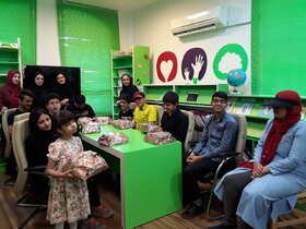 استقبال اعضای مرکز فراگیر در مرحله کتابخانه‌ای جشنواره بین‌المللی قصه‌گویی در کرمانشاه