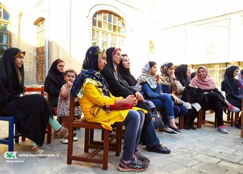 برگزاری دومین جلسه انجمن قصه گویی کانون پرورش فکری در شهر کرمانشاه با عنوان "قاف مثل قصه"