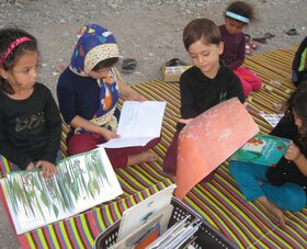 تابستان شاد با کتابخانه سیار روستایی داراب