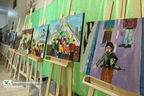 افتتاحیه نمایشگاه نقاشی چهل سال اقتدار