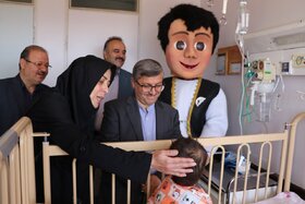 هفته ملی کودک و عیادت از کودکان بیمارستان آیت الله موسوی زنجان