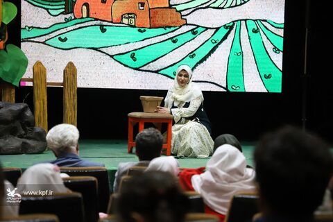 دومین روز برگزاری مرحله استانی بیست و دومین جشنواره بین المللی قصه‌گویی در کانون قزوین