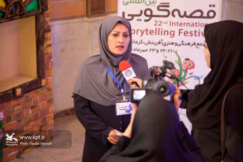 قصه گویان برگزیده جشنواره قصه گویی در کرمانشاه تجلیل شدند