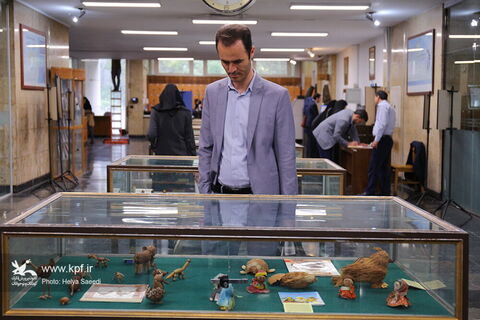 نمایشگاه گنجینه‌ی موزه‌ی کودک کانون در دانشگاه تهران