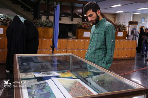 نمایشگاه گنجینه‌ی موزه‌ی کودک کانون در دانشگاه تهران