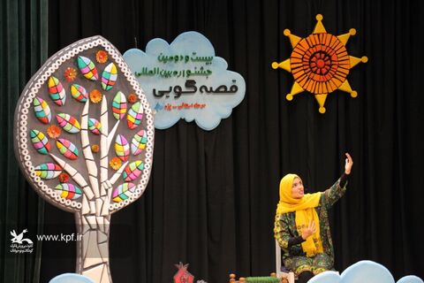 چهارمین روز برگزاری بیست و دومین جشنواره‌ی قصه‌گویی استان یزد- مهر 98
