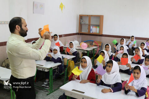 پیک امید کانون  مازندران در مدرسه شاهسوارنی روستای اسلام آباد شهرستان میاندرود