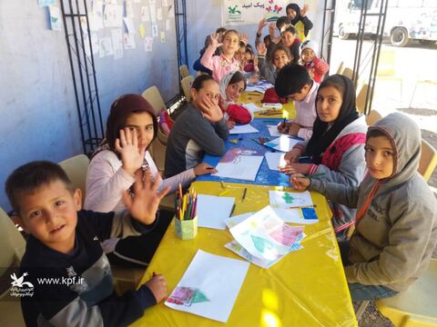 امداد فرهنگی کانون پرورش فکری کودکان و نوجوانان در مناطق زلزله‌زده میانه و سراب