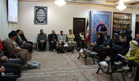 دیدار تجلیل از اعضای فعال کتابخوان مراکز کانون کردستان با حضور آیت الله حسینی شاهرودی نماینده معزز ولی فقیه در استان کردستان