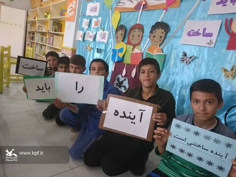 هفته کتاب و کتاب‌خوانی در مراکز کانون زنجان