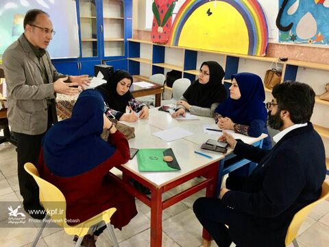 پودمان آموزشی بحث آزاد برای مربی مسئولان و مربیان فرهنگی مراکز کانون استان بوشهر