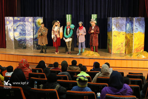 اجرای نمایش گروفالو در سینما کانون ساری (2)