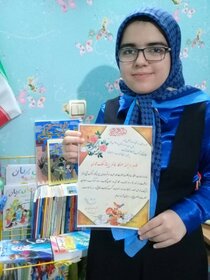 عضو فعال کتابخانه سیار روستایی هیدج کانون زنجان تقدیر شد