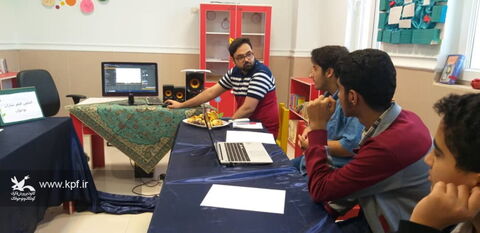 برگزاری چهارمین جلسه ی انجمن فیلم سازی نوجوان در مرکز گناوه