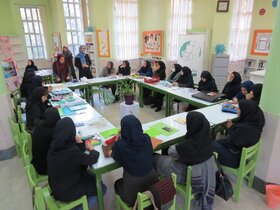 کتاب هایی ویژه کودکان روشندل توسط مربیان کانون پرورش فکری اصفهان ساخته می شود