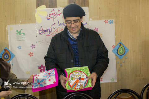 «سفیر لبخند بچه‌ها» مهمان انجمن ادبی آفرینش همدان