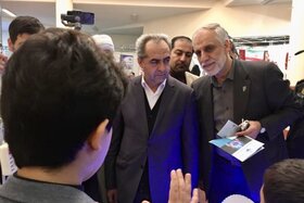 حضور اعضای پژوهشگر کانون استان قم در نمایشگاه دستاوردهای پژوهشی‌فناوری (۲)